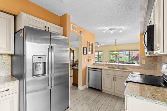 14407 Via Royale 1, Delray Beach, FL 33446