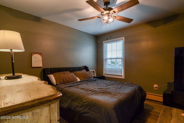 61 Yardarm Court, Bayville, NJ 08721