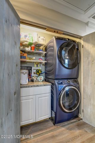 61 Yardarm Court, Bayville, NJ 08721