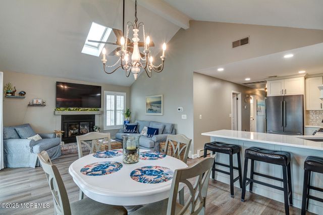 61 Yardarm Court, Bayville, NJ 08721