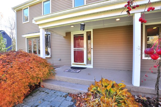 16 Virginia Lane, Farmington, CT 06085