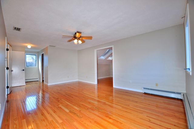 16 Virginia Lane, Farmington, CT 06085