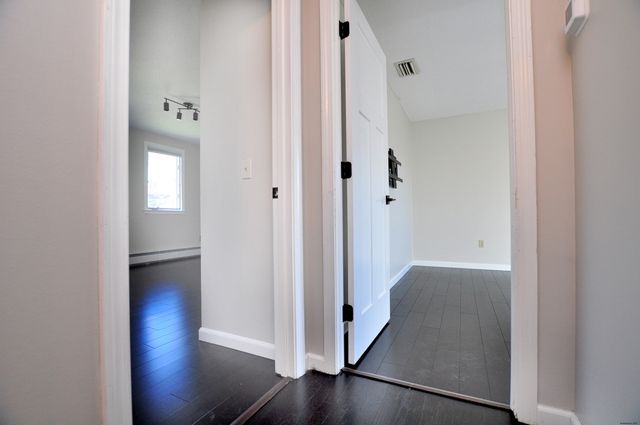 16 Virginia Lane, Farmington, CT 06085