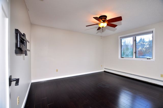 16 Virginia Lane, Farmington, CT 06085