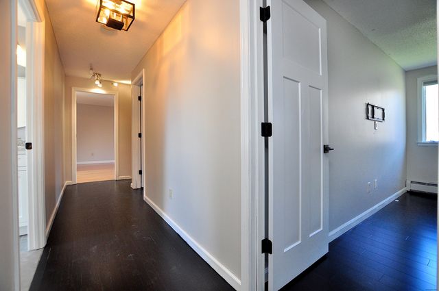 16 Virginia Lane, Farmington, CT 06085