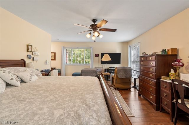 370 N Cleveland Avenue, Mogadore, OH 44260