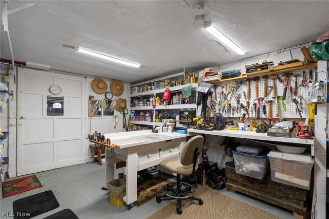 370 N Cleveland Avenue, Mogadore, OH 44260