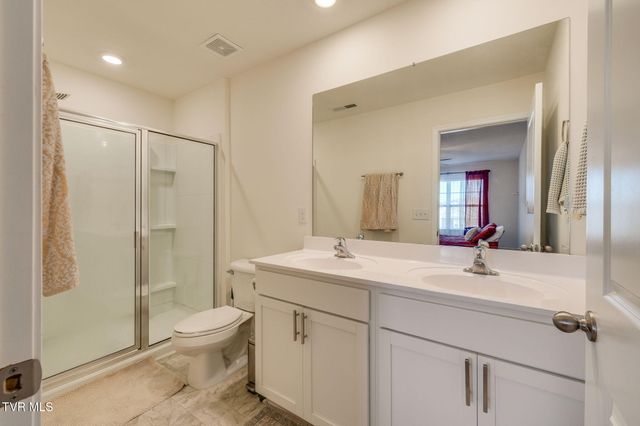 1067 Hammett Road 1067, Johnson City, TN 37615