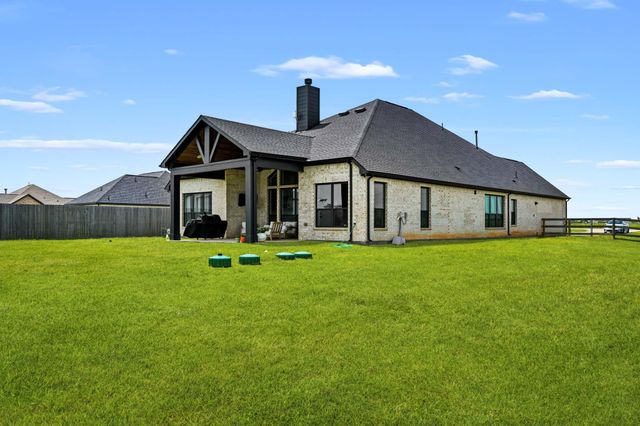 15757 County Road 272, East Bernard, TX 77435