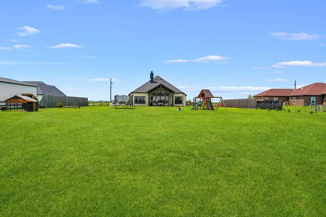 15757 County Road 272, East Bernard, TX 77435