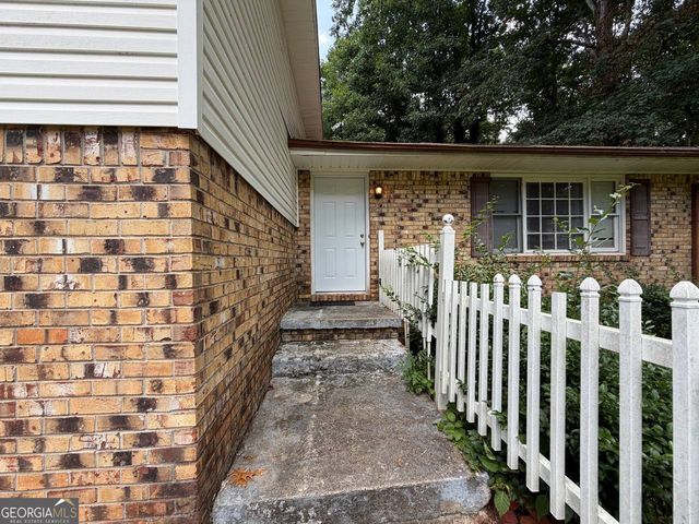 221 Lucan Way, Riverdale, GA 30274