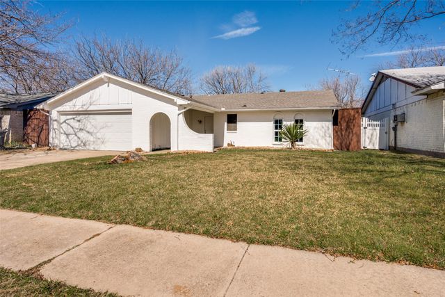 2403 Vassar Court, Arlington, TX 76015