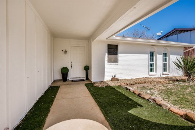 2403 Vassar Court, Arlington, TX 76015