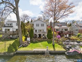 45 Bertrand Road, Mount Arlington Boro, NJ 07856