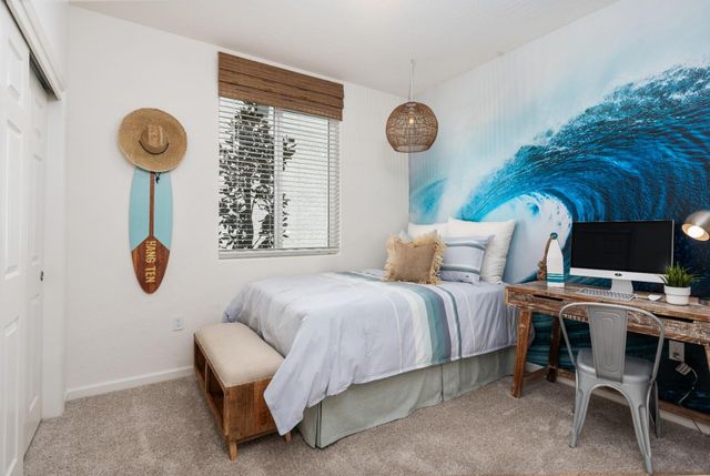 6748 E Pine Avenue, Fresno, CA 93727