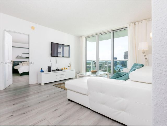 3901 S Ocean Dr 10P, Hollywood, FL 33019