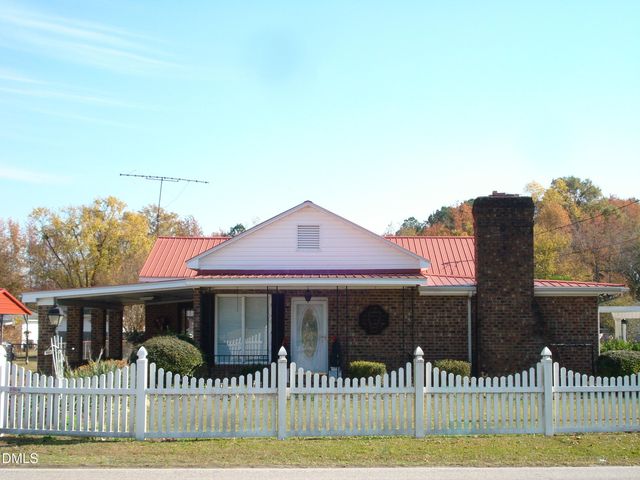 235 Iris Bryant Road, Erwin, NC 28339