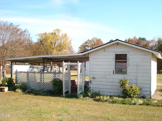 235 Iris Bryant Road, Erwin, NC 28339