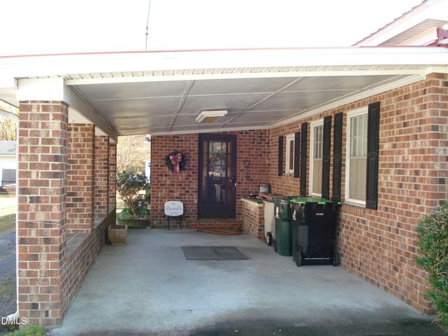 235 Iris Bryant Road, Erwin, NC 28339