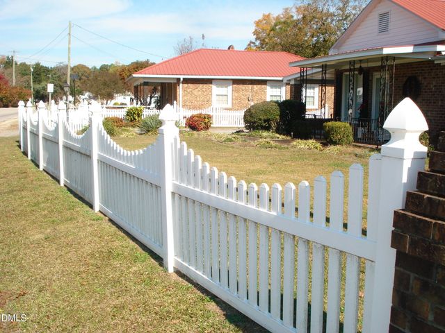 235 Iris Bryant Road, Erwin, NC 28339