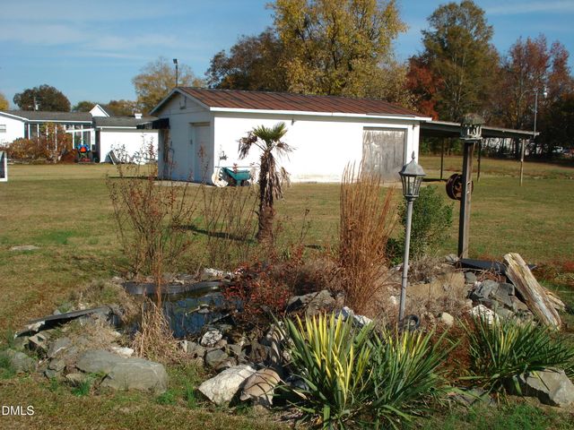 235 Iris Bryant Road, Erwin, NC 28339