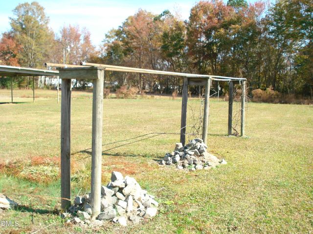 235 Iris Bryant Road, Erwin, NC 28339