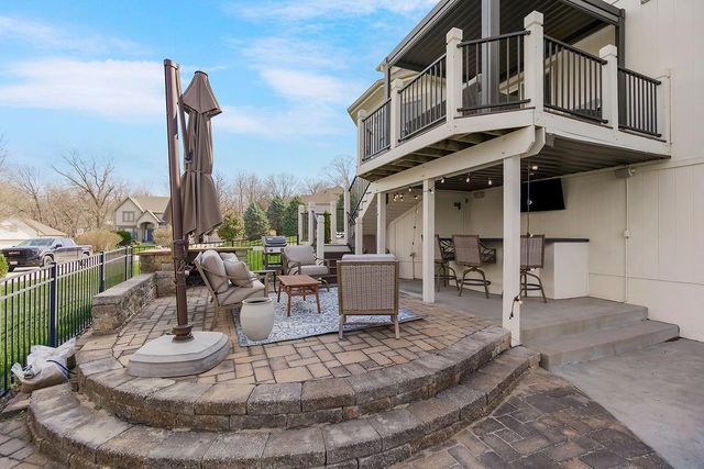 14630 NW 63rd Street, Parkville, MO 64152