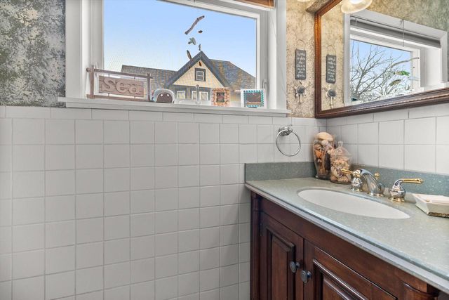 224 N Fremont STREET, Whitewater, WI 53190