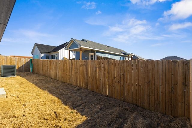 303 Paschall Boulevard, Mabank, TX 75147