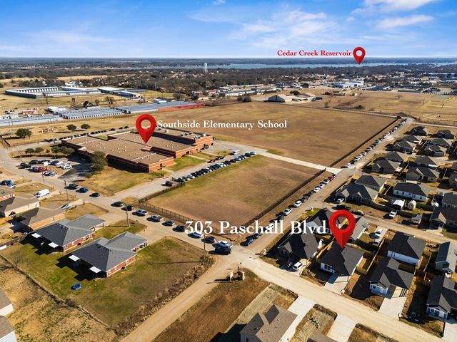 303 Paschall Boulevard, Mabank, TX 75147