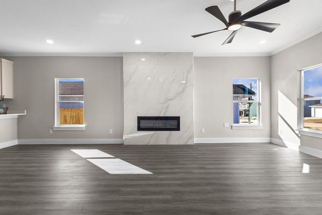 303 Paschall Boulevard, Mabank, TX 75147