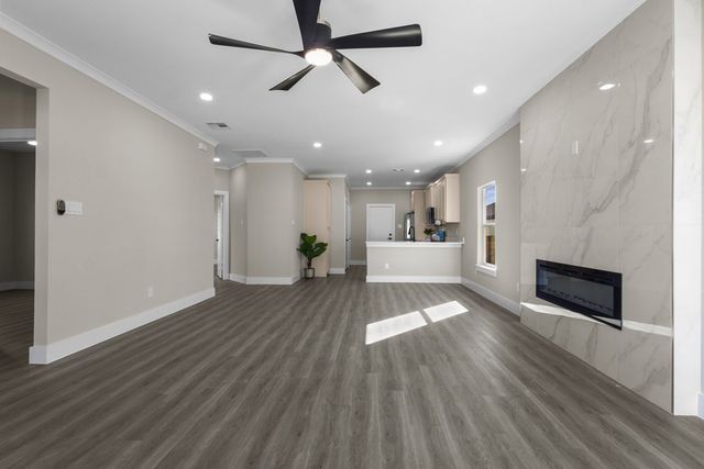 303 Paschall Boulevard, Mabank, TX 75147