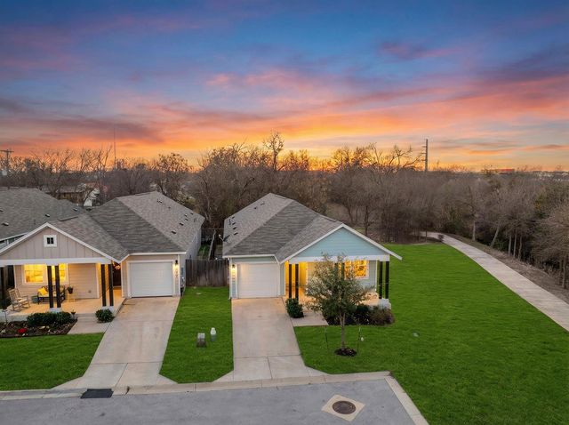 313 Michaelis DR, Leander, TX 78641