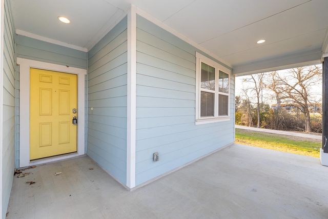 313 Michaelis DR, Leander, TX 78641