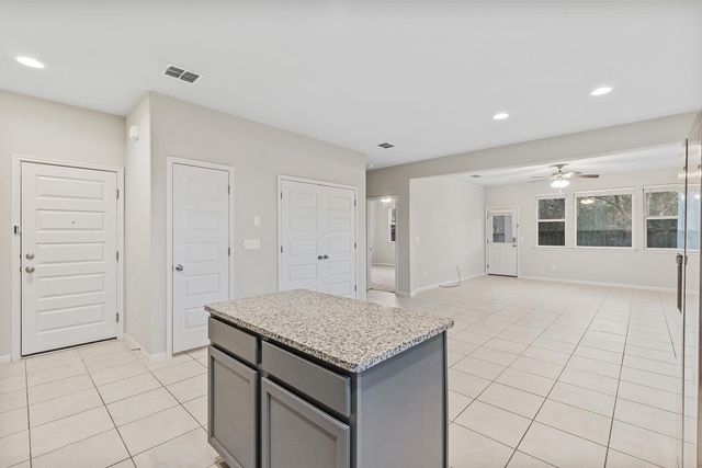 313 Michaelis DR, Leander, TX 78641