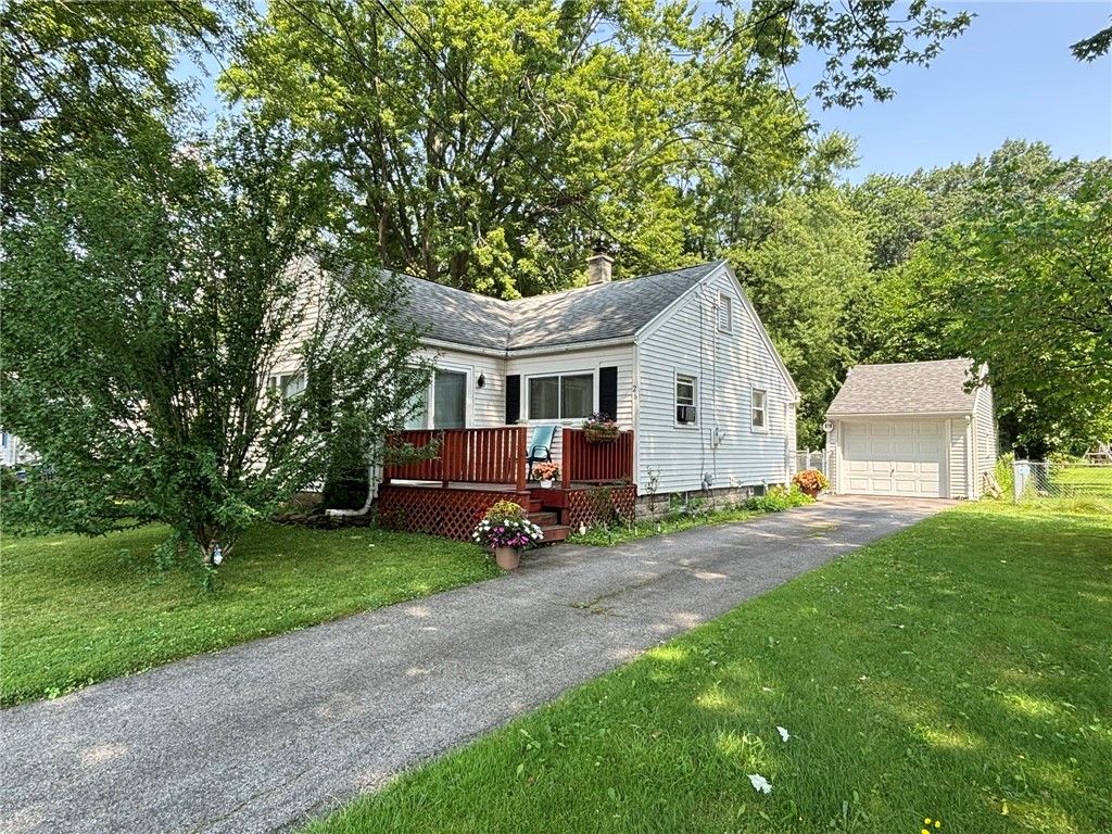 26 Chestnut Ridge Road, Chili, NY 14624