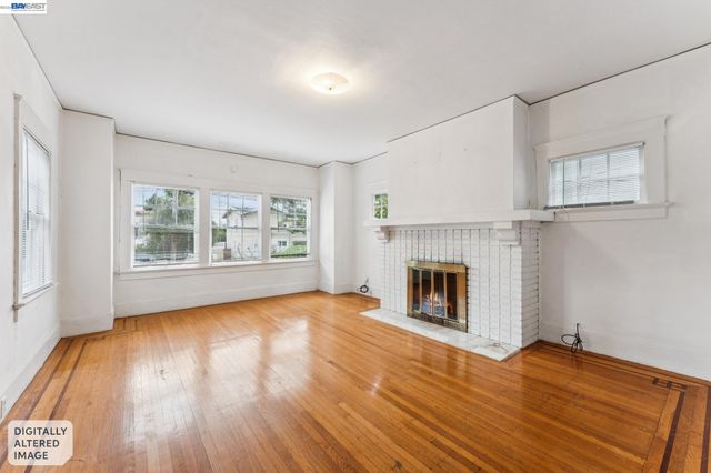 2643 Stuart St, Berkeley, CA 94705