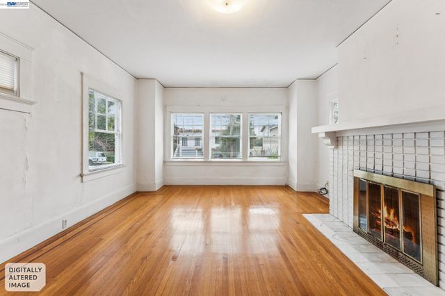 2643 Stuart St, Berkeley, CA 94705