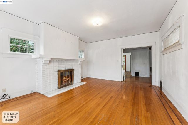 2643 Stuart St, Berkeley, CA 94705