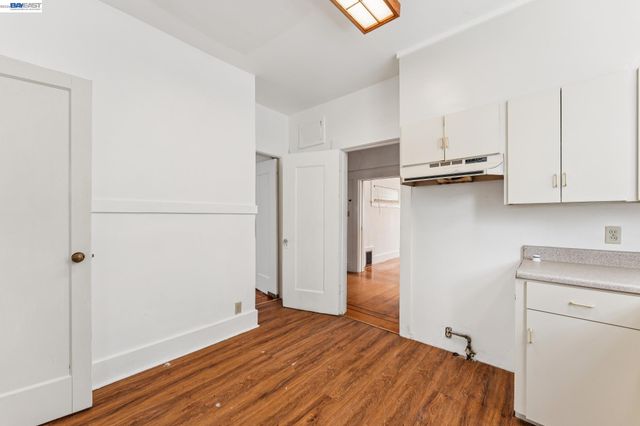 2643 Stuart St, Berkeley, CA 94705