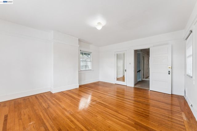 2643 Stuart St, Berkeley, CA 94705