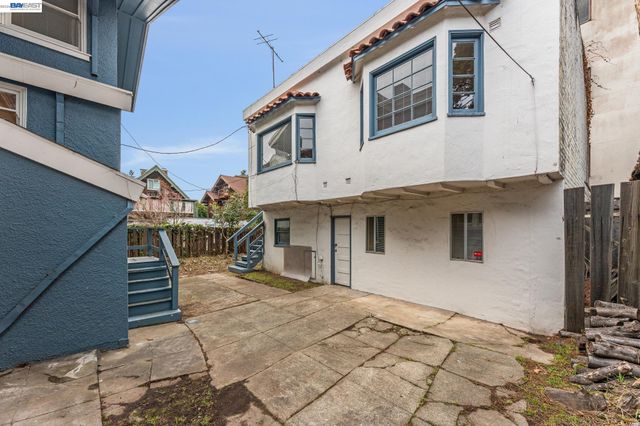 2643 Stuart St, Berkeley, CA 94705