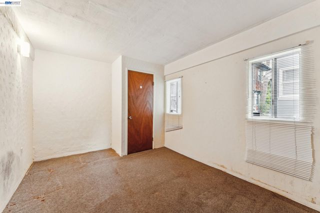 2643 Stuart St, Berkeley, CA 94705