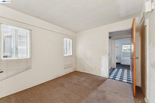 2643 Stuart St, Berkeley, CA 94705