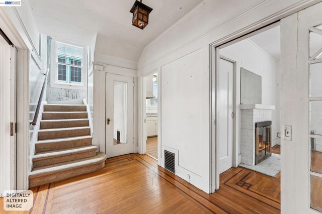 2643 Stuart St, Berkeley, CA 94705