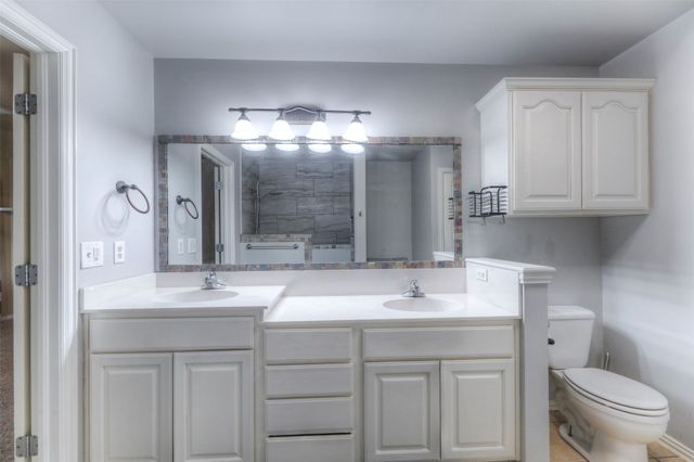9702 N 99th East Avenue, Owasso, OK 74055