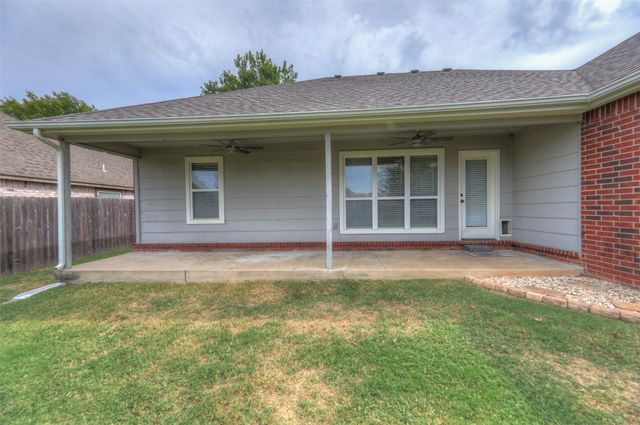 9702 N 99th East Avenue, Owasso, OK 74055