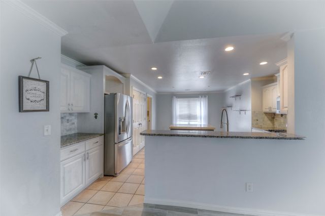 9702 N 99th East Avenue, Owasso, OK 74055