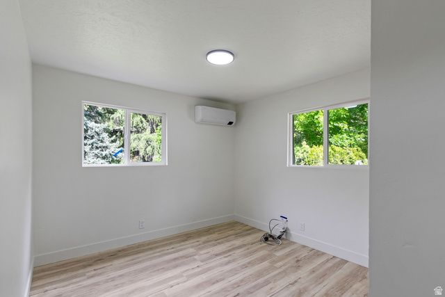208 OGDEN CYN, Ogden, UT 84401
