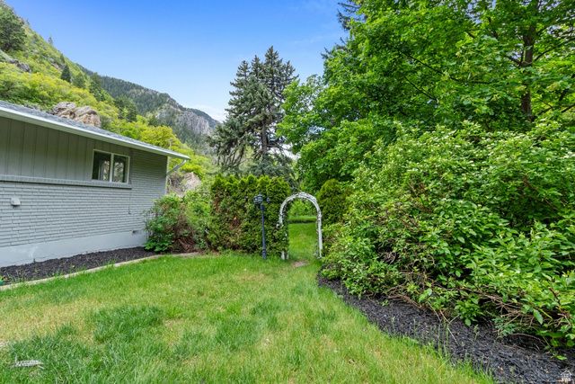 208 OGDEN CYN, Ogden, UT 84401